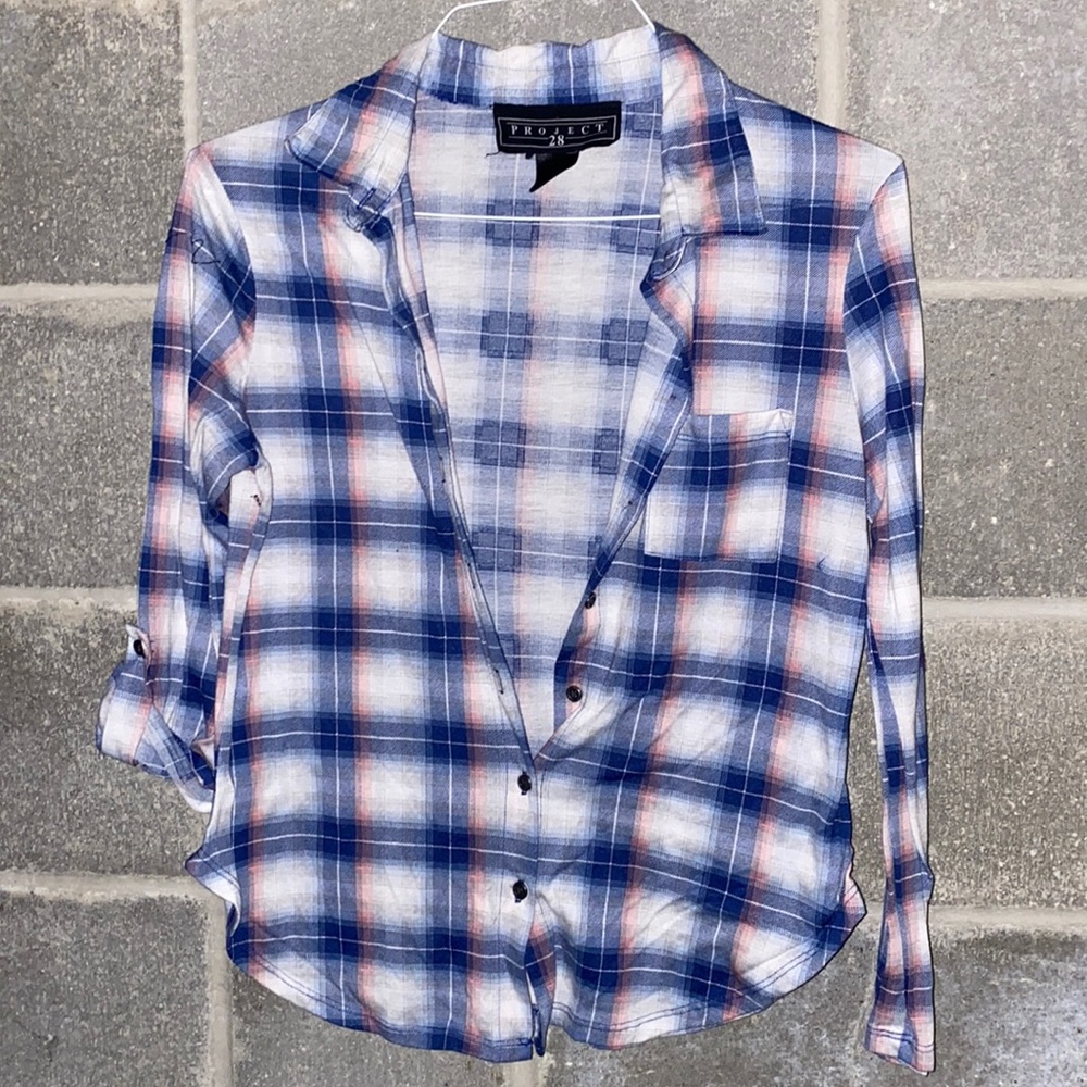🌻3-$15🌻 Light weight flannel